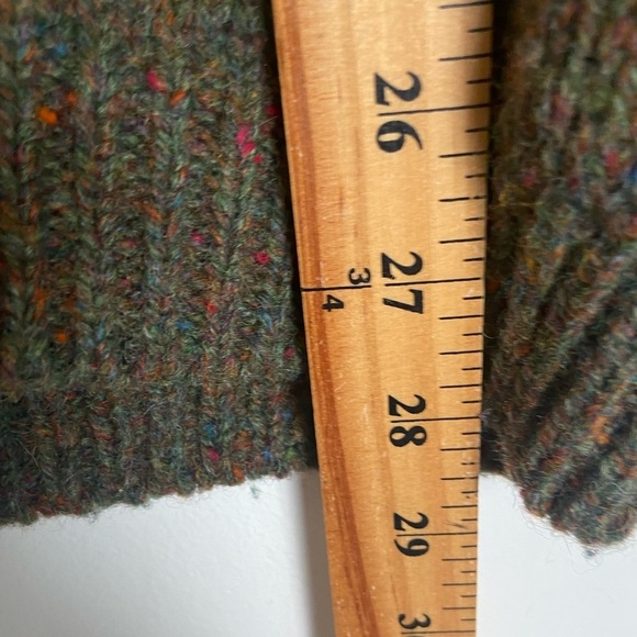 Authentic Gap Clothing Men's Wool Sweater Size L Cable Knit V-Neck Fisherman Y2K - Picture 8 of 9